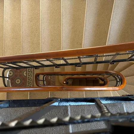 Laura Oda ve Kahvaltı Lozan